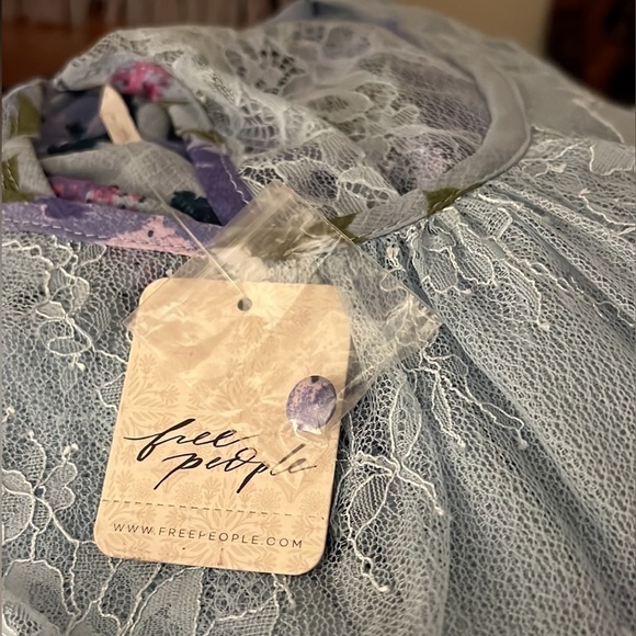 Free People Daphne Floral Lace Sheer Smocked Hem Long Sleeve Blouse - Picture 4 of 4